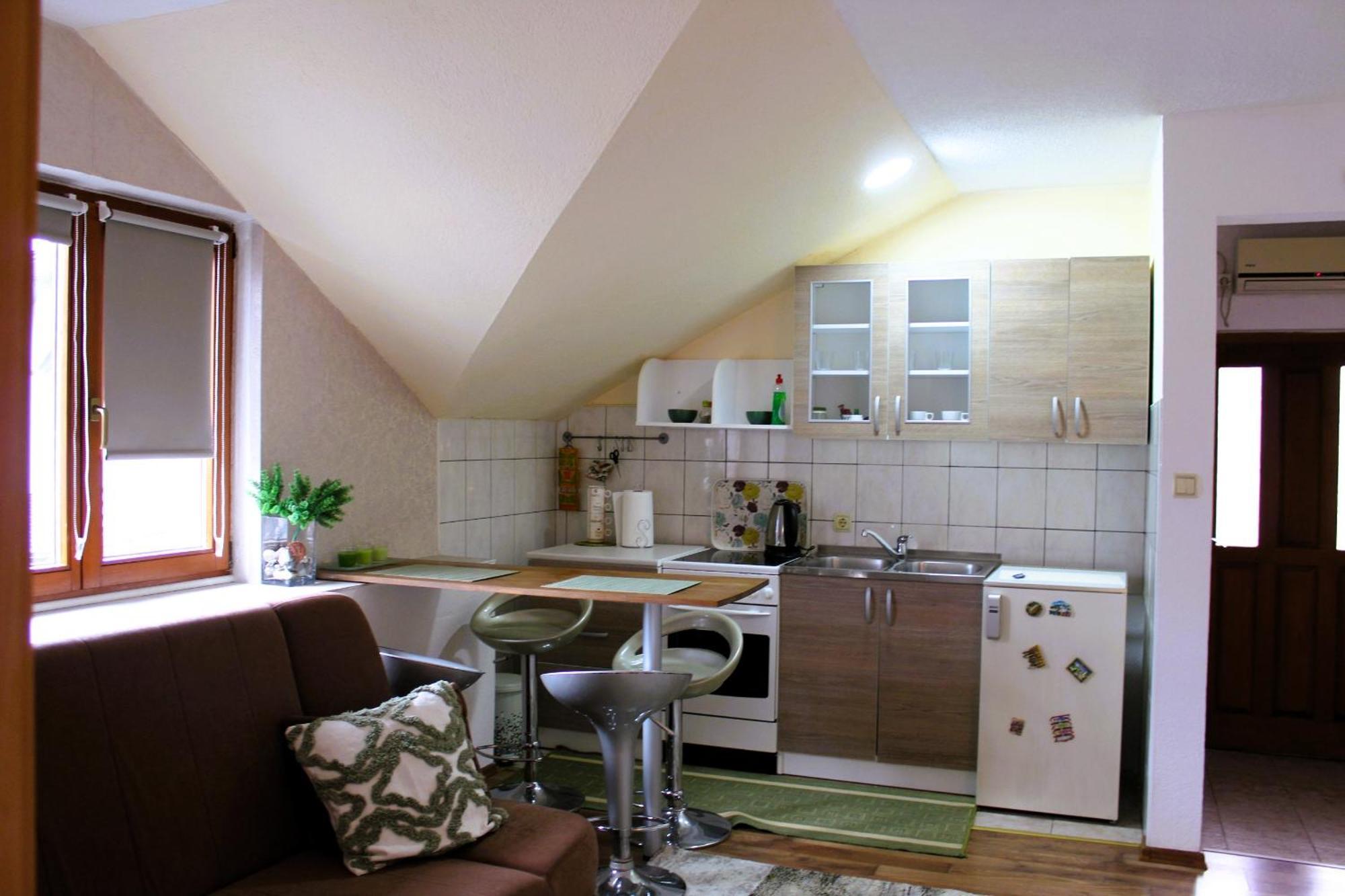 Svila Apartmani Bihac Exterior photo